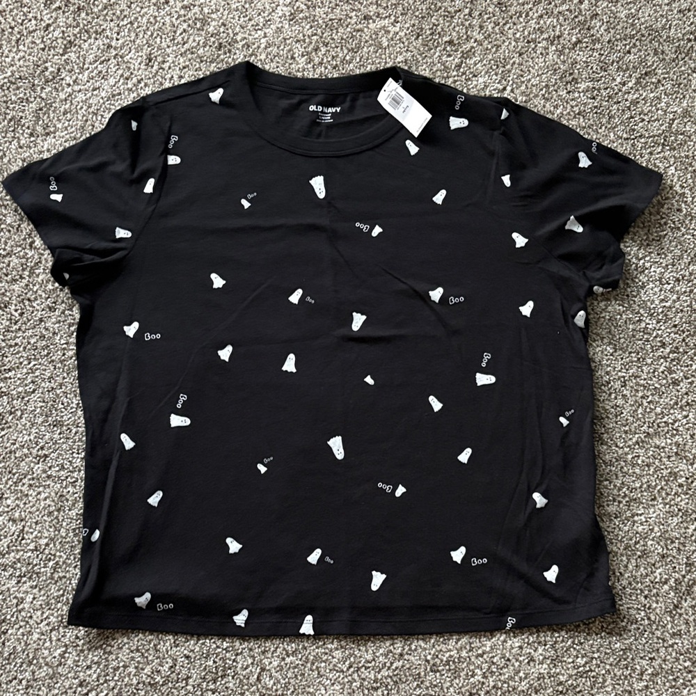 Old Navy Everywear Halloween Tee